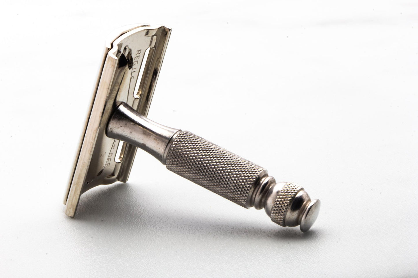 1940's Gillette Ball End Three Piece Travel Razor Set With Metal Case| Original Condition