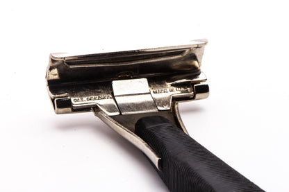1960s Schick Injector Razor w/ Black Handle | Original Condition