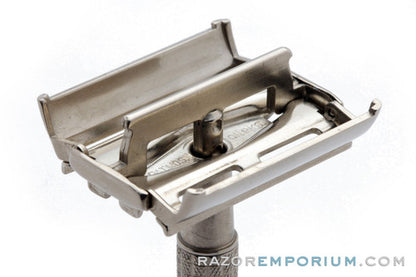 1955 Gillette Flair Tip Regular Super Speed Safety Razor A1