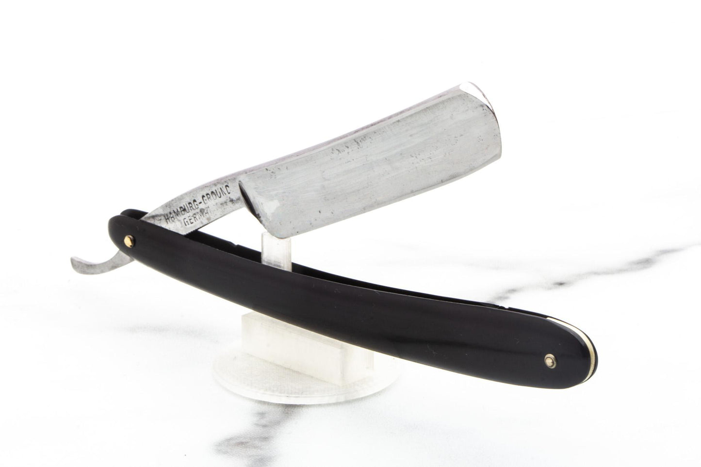 5/8" Vintage Restored "The Artist" Hamburg-Ground Straight Razor
