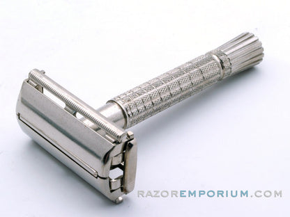 1962 H1 Gillette Flare Tip Super Speed Safety Razor