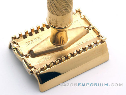 1948 Gillette Gold Aristocrat No. 15 DE Safety Razor w/ Case & Blade Bank