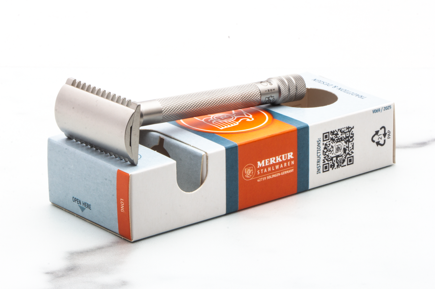 Merkur | 25 INOX Long Handle Double Edge Safety Razor