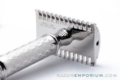 1930's Gillette NEW Deluxe Norfolk Tuckaway DE Safety Razor Set | Revamp