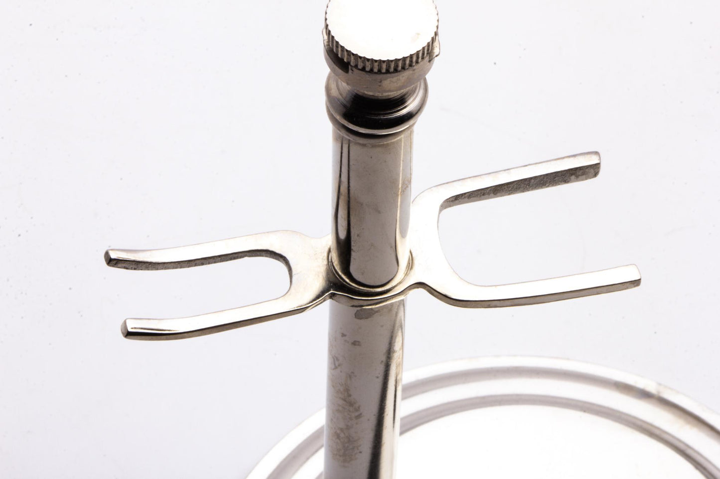 Metal Razor & Brush Stand With Shaving Bowl