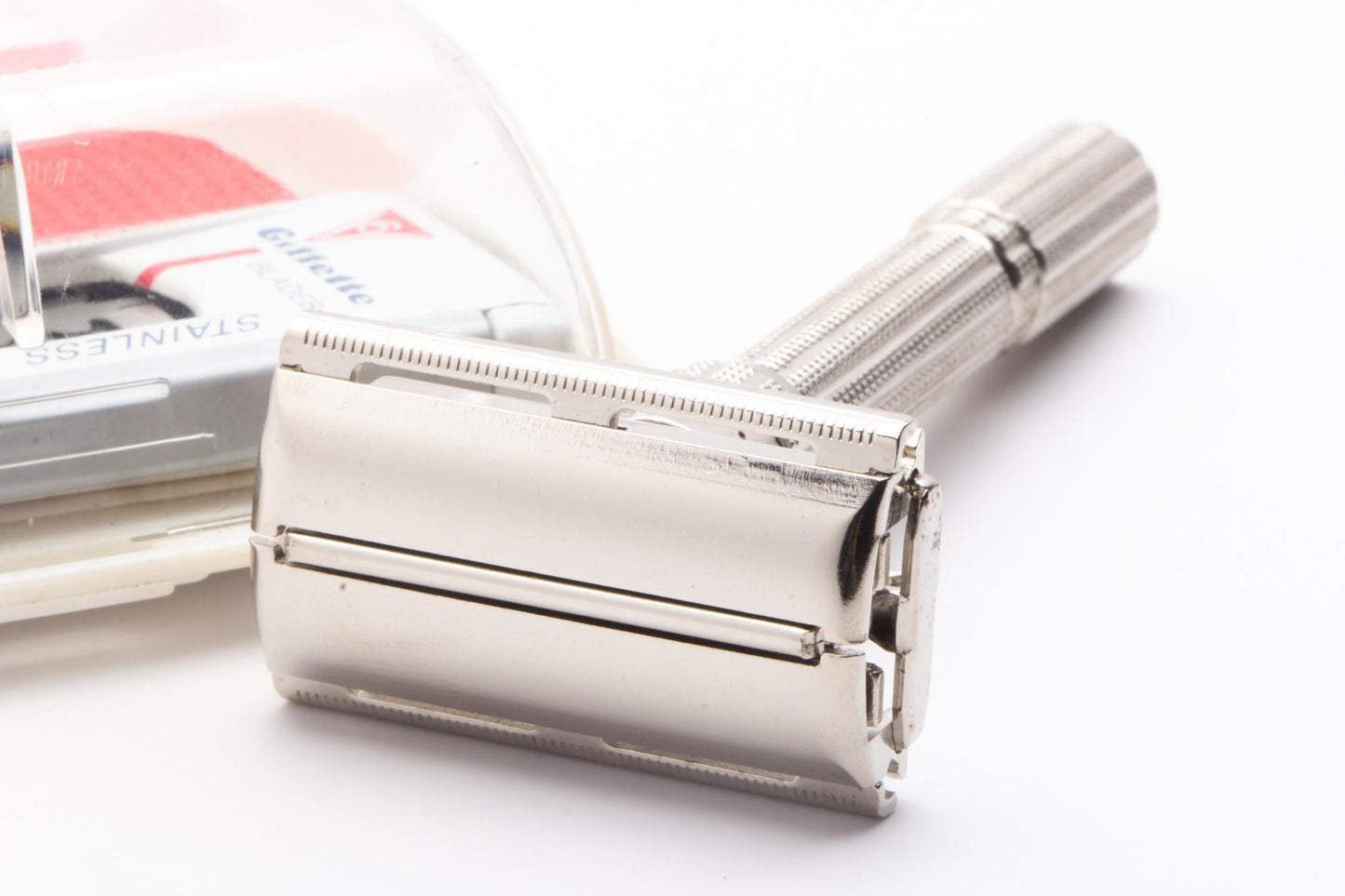 1964 L1 Gillette Slim Adjustable TTO Double Edge Safety Razor Set |  Original Condition