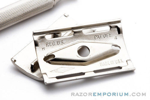1962 Gillette Ball End Tech DE Safety Razor Factory Nickel - H4