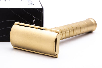 The Goodfellas' Smile | Bayonetta Brass Double Edge Safety Razor