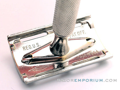 1940's Gillette Tech Ball End DE Safety Razor Set