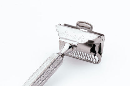 1930s Ever Ready 1912 Single Edge Safety Razor - Factory Nickel