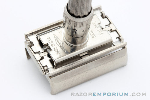 1963 Gillette Slim Adjustable TTO DE Safety Razor I3