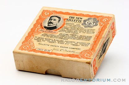 1928 Gillette New Improved Gold Tuckaway Style Travel DE Safety Razor Set w/ Instructions