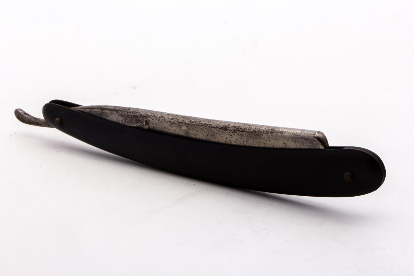 5/8" Camillus Cutlery Co. Round Tip Classics on Clearance Straight Razor | USA