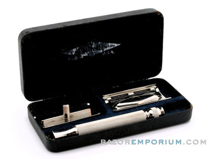 1940's Gillette Tech Ball End DE Safety Razor Set