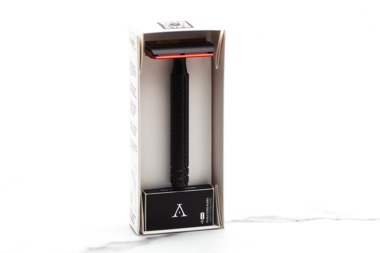 Ayslworth Razor | APEX-AL Double Edge Safety Razor - Jet Black Blood Red Classic V2