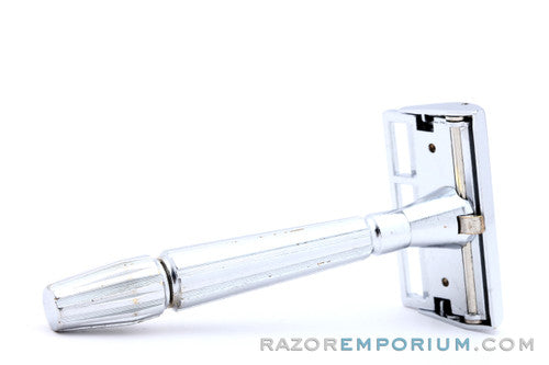 1930's Gem Micromatic Single Edge Safety Razor Bullet Tip