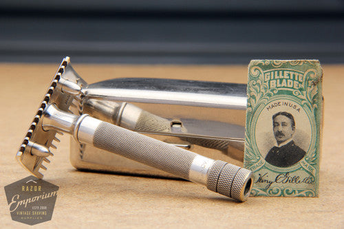 Gillette 1920 Single Ring Old Type Set in Metal Case w/ Blade Banks