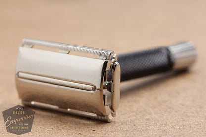 Gillette 1980 Black Handle Super Speed Safety Razor - L1