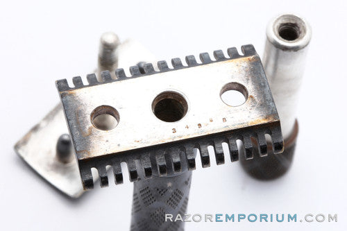 1922 Gillette New Improved Richwood Safety Razor Set - Gorgeous Patina
