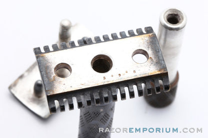 1922 Gillette New Improved Richwood Safety Razor Set - Gorgeous Patina