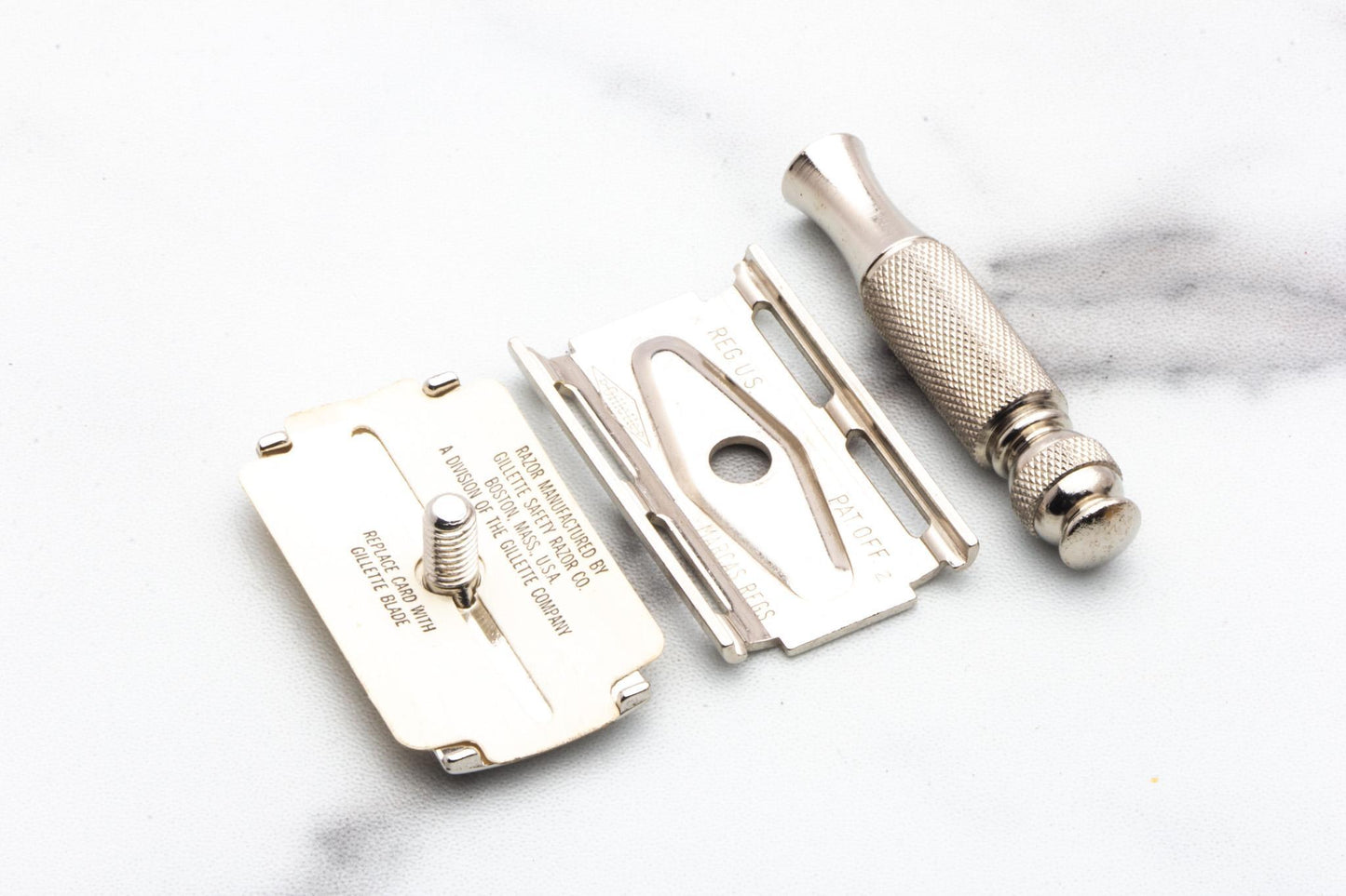 1965 K2 Gillette Tech Travel Double Edge Safety Razor Set | Original Condition
