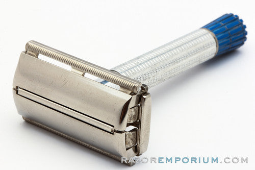 1959 B1 Gillette Blue Tip Light Super Speed Safety Razor