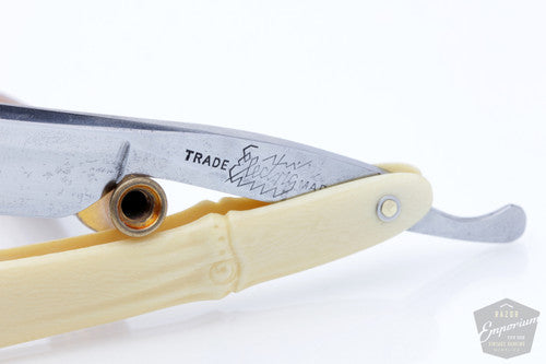 11/16" Electric Cutlery Phalanx Scale Straight Razor