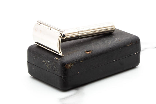 1947-51 Gillette Fat Handle Tech Thee Piece Double Edge Safety Razor Set | Original Condition
