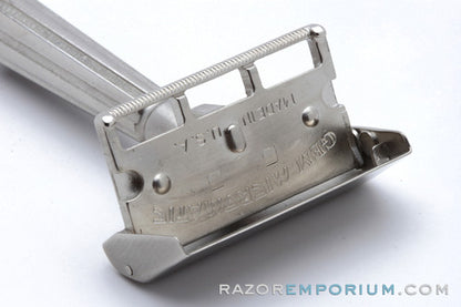 1930's Gem Micromatic Closed Comb SE Safety Razor | Factory Nickel Revamp