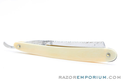 Warranted 9/16" Hollow Ground Straight Razor | Germany