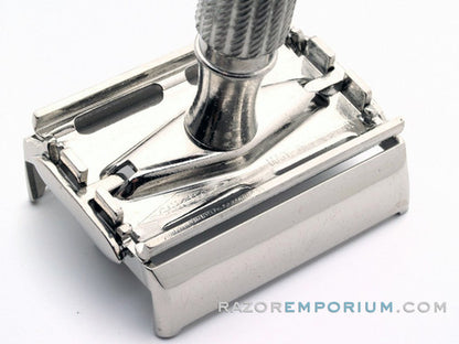 1950's Gillette No. 58 DE Safety Razor w/ Red Case & Blades | Made in England