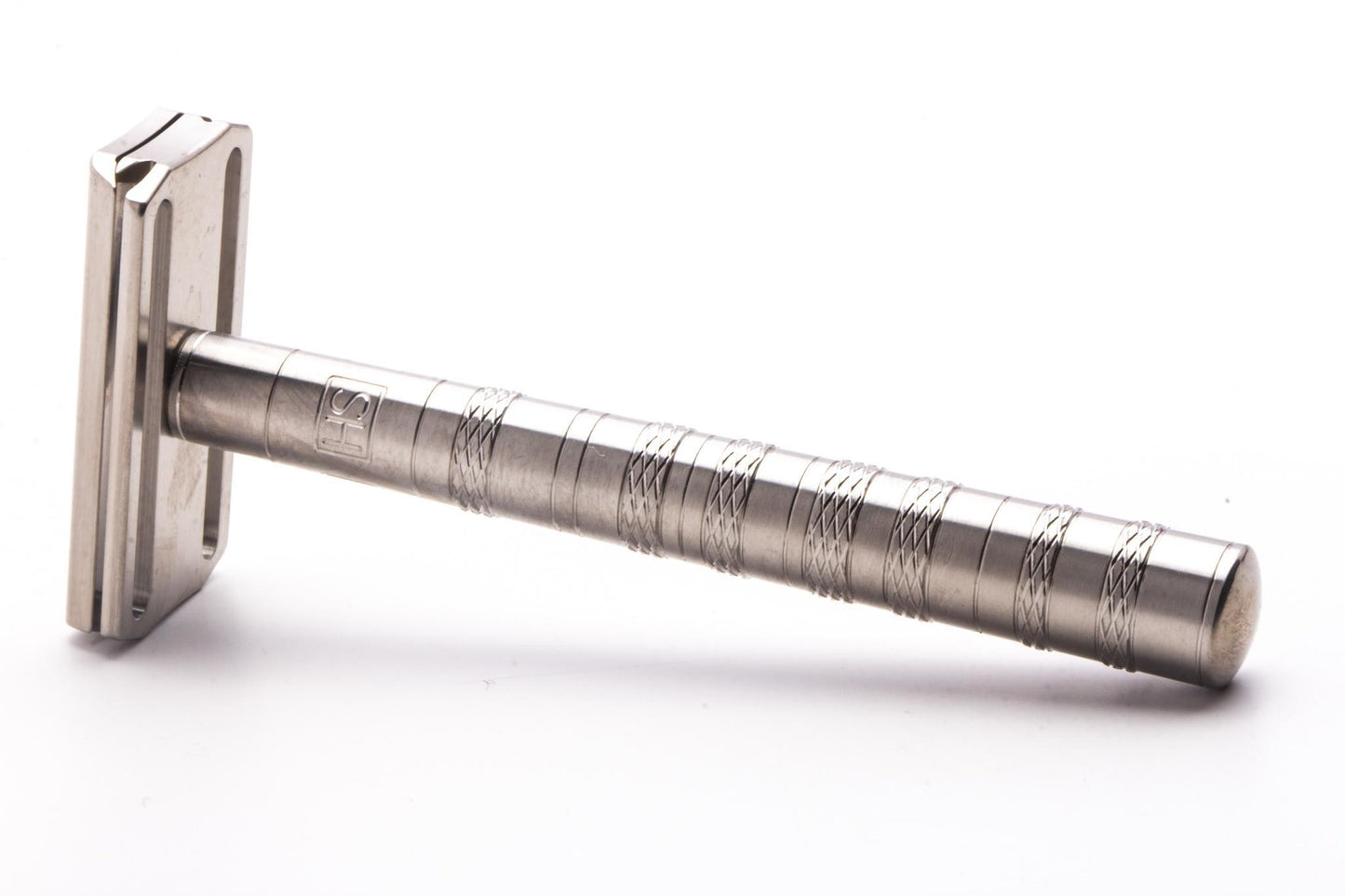 Henson Ti22 Titanium Double Edge Safety Razor - Medium | Pre-Owned