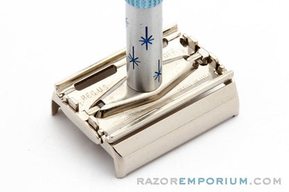 1963 Gillette I2 Blue Star Lady Gillette Double Edge Safety Razor