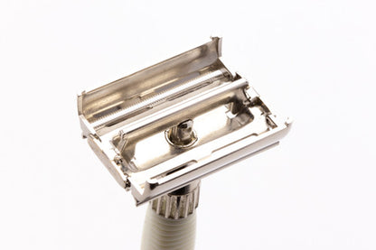 1972 Gillette Slim Twist DE Safety Razor