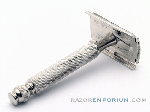 1964 J1 Gillette Ball End Tech 3 Piece Safety Razor |