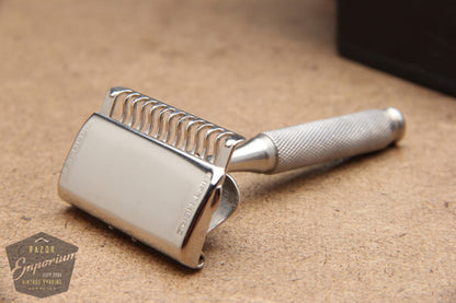 Ever-Ready 1912 Style Single Edge Safety Razor in Black Leather Case