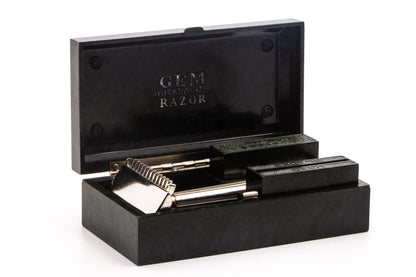 1940's Gem Micromatic "Bullet Tip" Single Edge Safety Razor Set | Original Condition