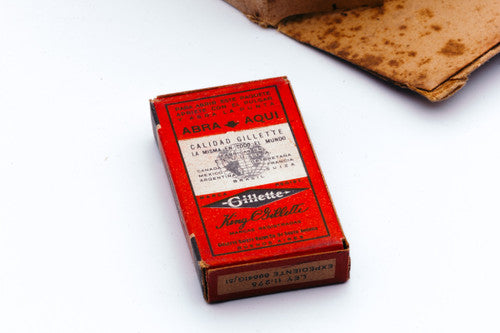 200 Gillette Delgada Thin - Made in Argentina - Double Edge Razor Blades