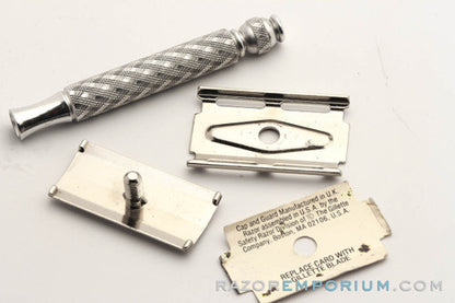 1980's British Armed Forces Falkland War "Khaki" Replica Set w/ Mirror Made in U.K.