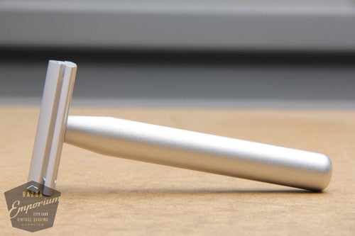 Standard Razor - Matte Grey Aluminum Finish – Razor Emporium