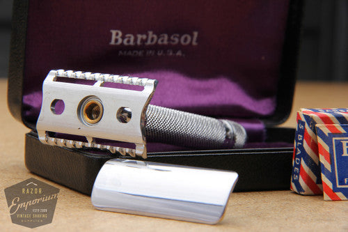 Barbasol Floating Head DE Safety Razor in Orig. Leather Case – Razor ...