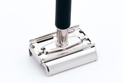 1973 Gillette Black Handle Super Speed Safety Razor