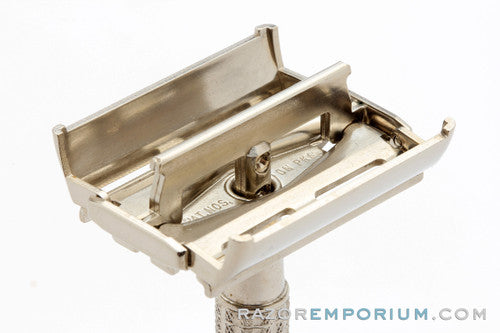 1957 Gillette Flair Tip Super Speed Safety Razor C2