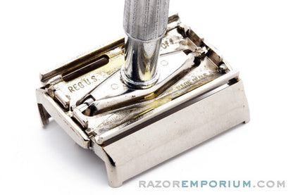 1956 Gillette Blue Tip Light Double Edge Super Speed Razor B3