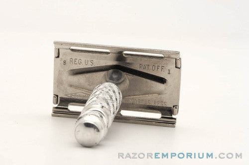 1972 S1 Gillette Ball End Tech Travel Spiral Handle Razor