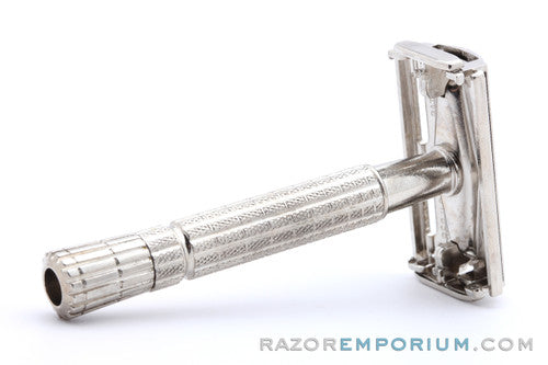 1956 Gillette B3 Flair Tip - Regular Super Speed Safety Razor