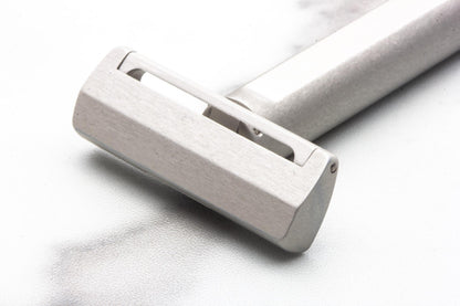 NATU | Grey Pivoting Head Single Edge Safety Razor
