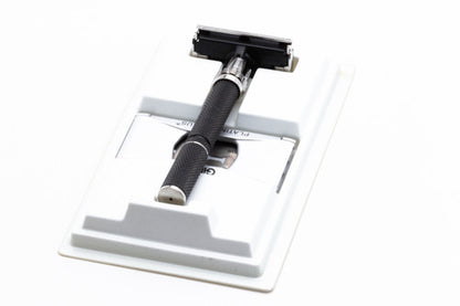 1984 Gillette Super Adjustable "Black Beauty" DE Safety Razor E3
