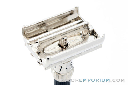 1975 Gillette Super Adjustable 109 Safety Razor Set V2