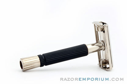 1971 Gillette Black Handle Super Speed Safety Razor R1